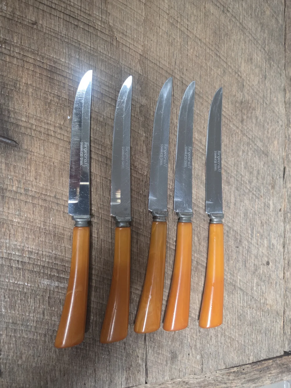 5 Vintage Forgecraft Stainless Steel Knives w/ Bakelight Butterscotch Handles O